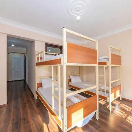 אכסניה Taximcenterhostel