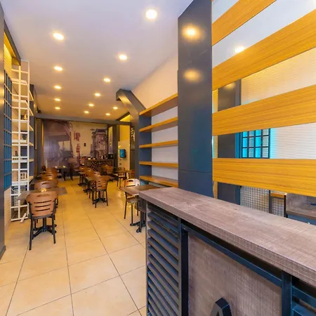 Taximcenterhostel אכסניה *