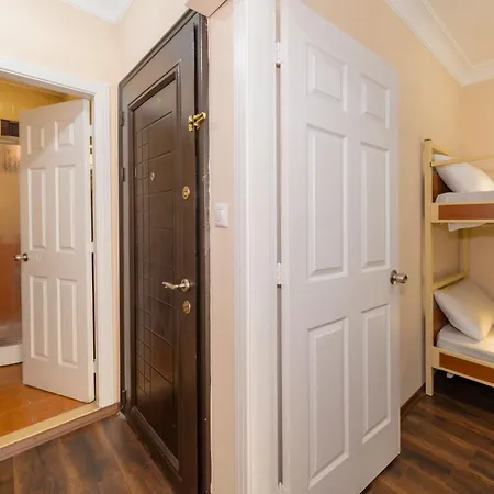 Taximcenterhostel אכסניה *