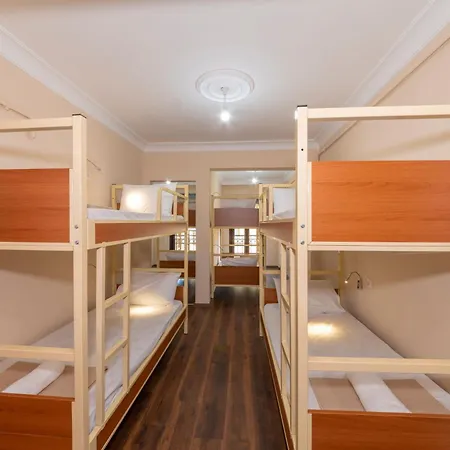 Taximcenterhostel אכסניה