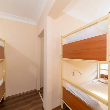 Taximcenterhostel אכסניה *