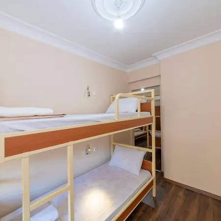 אכסניה Taximcenterhostel